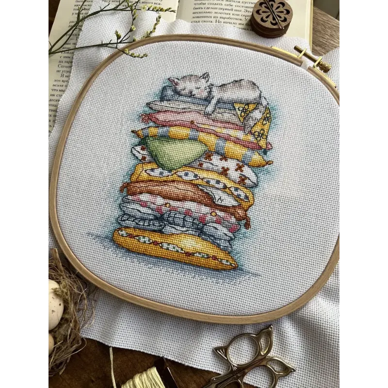 Набор для вышивания крестом "Кошка отдыхает" 13,5 х 16 см SANV-55