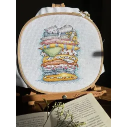 Kryželiu siuvinėjimo rinkinys "Katė ilsisi" 13,5 x 16 cm SANV-55