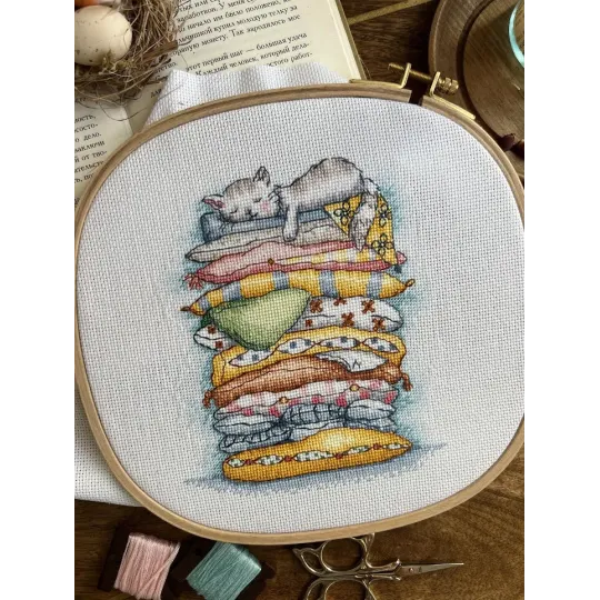 Набор для вышивания крестом "Кошка отдыхает" 13,5 х 16 см SANV-55