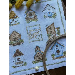 Kryželiu siuvinėjimo rinkinys „Inkiliukai“ 32 х 35 cm SANS-74