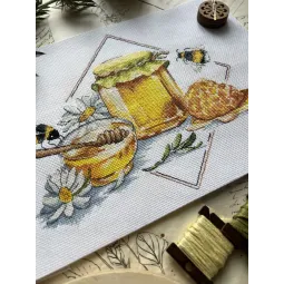 Cross stitch kit "Honey" 27 х 20 cm SANM-40