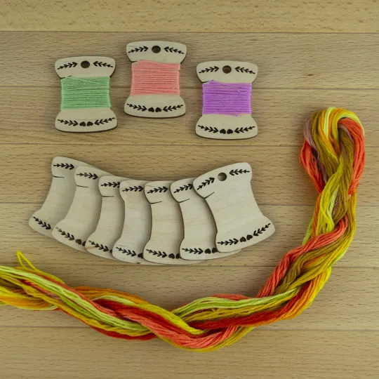 Spools, bobbins Pattern 2 (pack of 20) BB-004-20 Spools, bobbins Pattern 2 (pack of 20) BB-004-20
