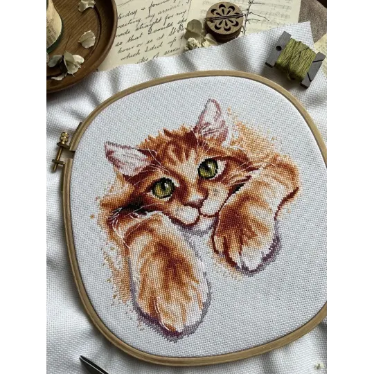 Cross stitch kit "Red happiness" 17x18.5 cm SANR-56