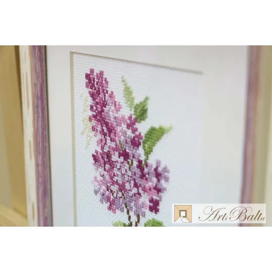 Branch of Lilac S0-138