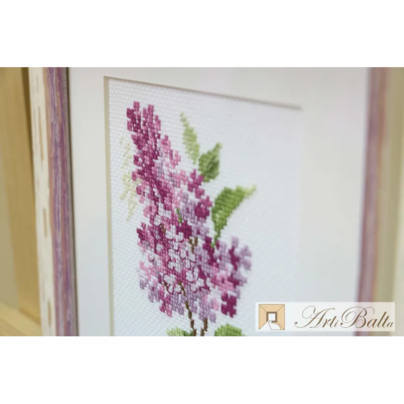 Zweig der Flieder S0-138