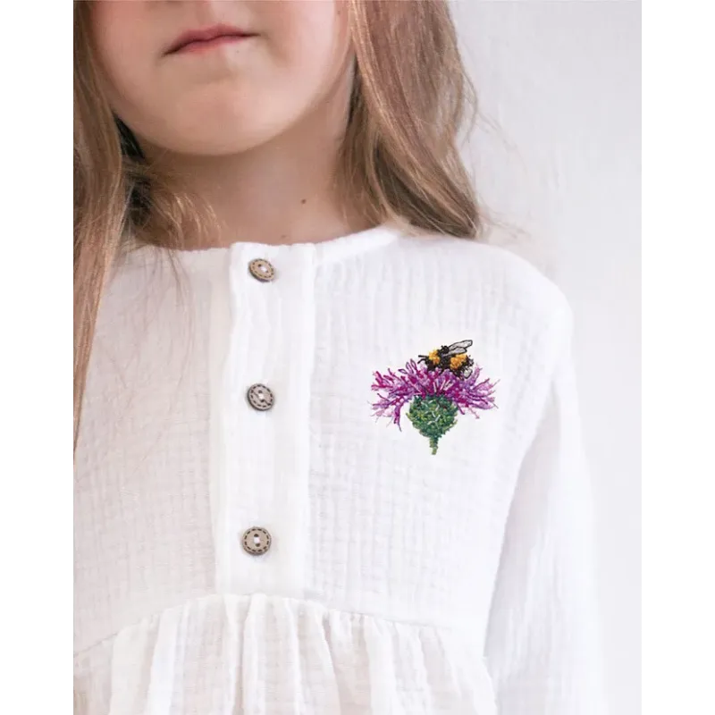 Kryželiu siuvinėjimo rinkinys "Bitė ant gėlės" S1608