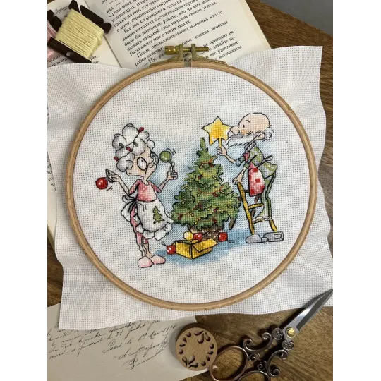 Cross stitch kit "Grandma and New Year" 13,5х13,5 cm SANB-27
