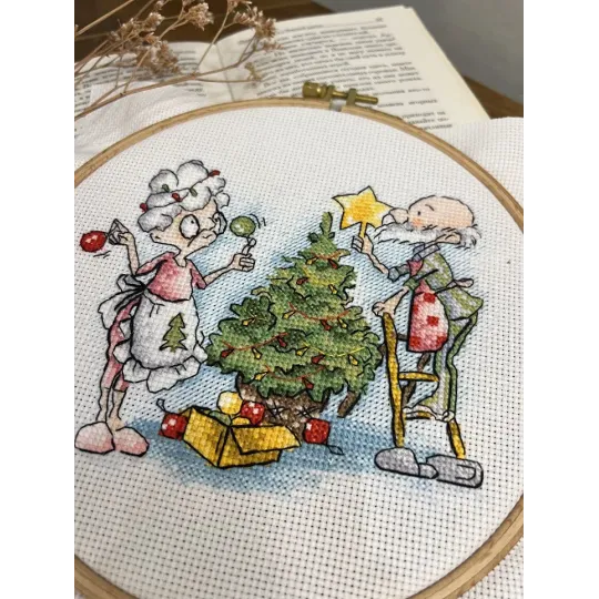 Cross stitch kit "Grandma and New Year" 13,5х13,5 cm SANB-27