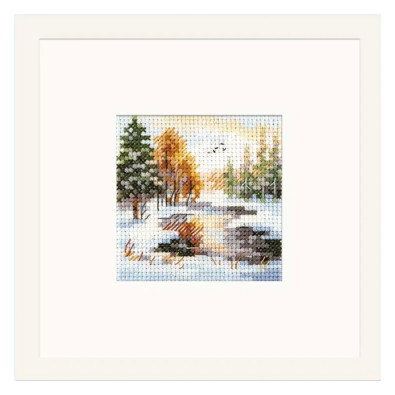 Набор для вышивания крестиком «Зима пришла. В лесу» S0-236
