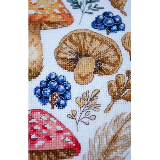 Cross-stitch kit "Forest collection" 19 x 29 cm AAH-290