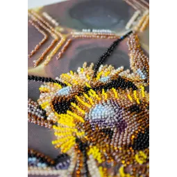 Stickpackung mit Perlen „Honigmotiv“ 27x38 cm AAB-950