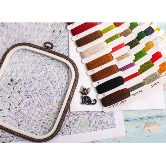 Набор для вышивания крестиком "Paws & Presents" 32x46 см SLETIL9947