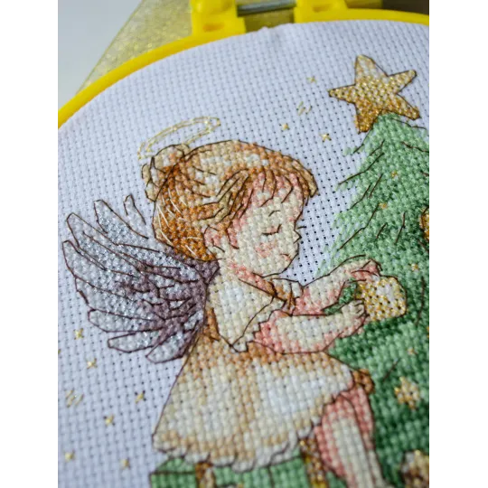 Cross-stitch kit with Hoop Included "Little Christmas Angel" 15x15 cm AAHM-091