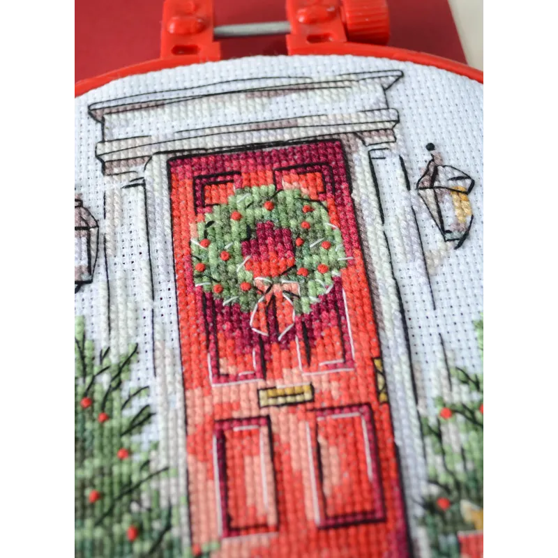 Siuvinėjimo kryželiu rinkinys "Šventiškas pasveikinimas" 15x15 cm AAHM-089