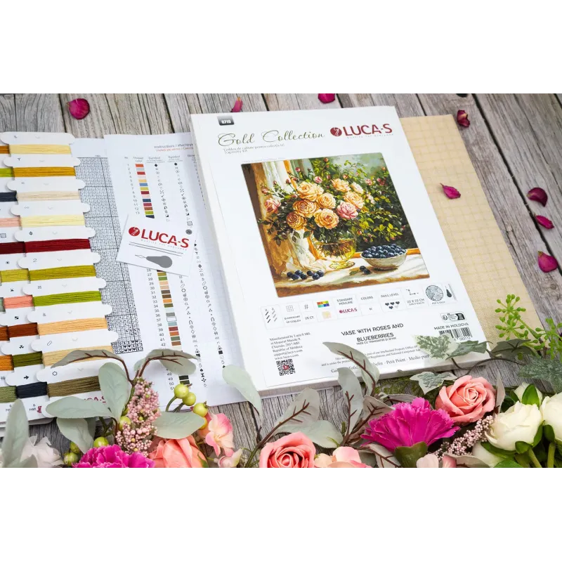 Cross Stitch Kit "Vase with Roses and Blueberries" 22 x 22 cm SG719