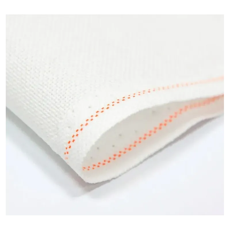 SALE Lugana 25/70x100 cm (100) 383510070X1