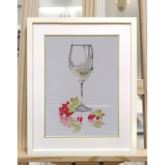 Cross stitch kit "A glass of sparkling wine" 18×25 cm S1680