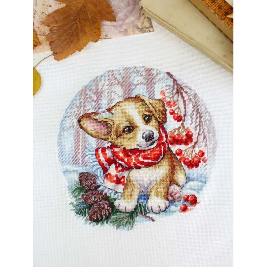 Cross stitch kit "A walk in the forest" 19x18 cm SNV-886