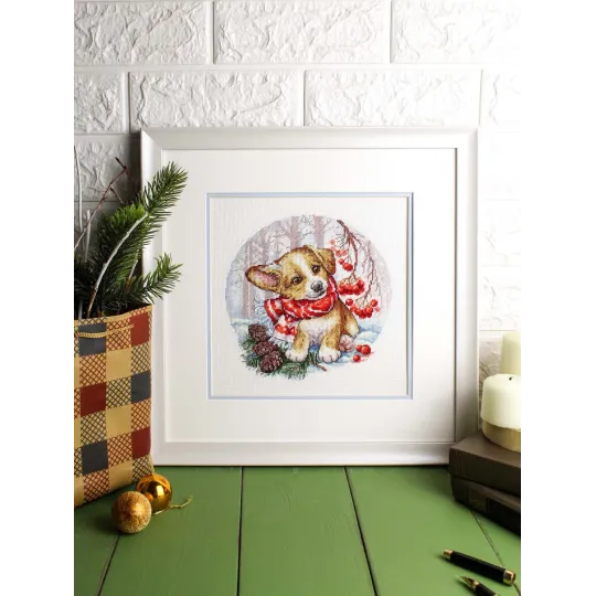 Cross stitch kit "A walk in the forest" 19x18 cm SNV-886