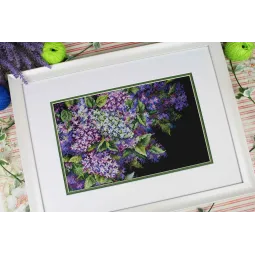 Cross stitch kit "Fragrant lilac" 18x27 cm SNV-951