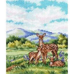 Cross stitch kit "Graceful deer" 20x16 cm SNV-936