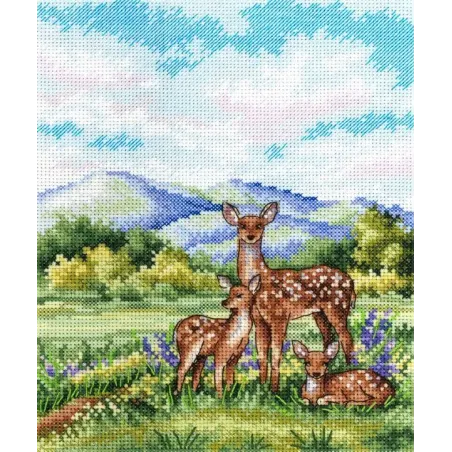 Cross stitch kit "Graceful deer" 20x16 cm SNV-936