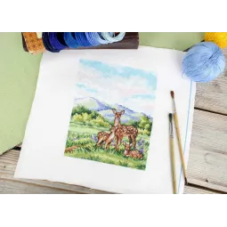 Cross stitch kit "Graceful deer" 20x16 cm SNV-936
