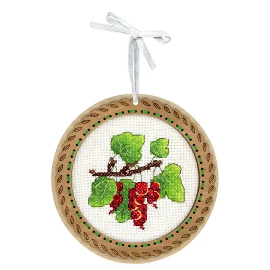 Cross-stich on wooden base "Miniature. Summer berries. Currants" 10x10 cm SO-131