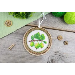 Вышивка крестом на деревянной основе "Миниатюра. Деревенские ягоды. Крыжовник" 10x10 см SO-130