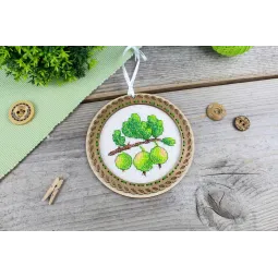 Cross-stich on wooden base "Miniature. Country berries. Gooseberries" 10x10 cm SO-130