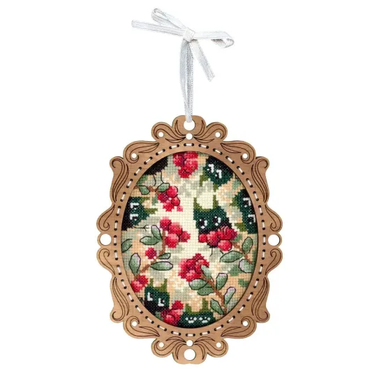 Cross-stich on wooden base "Miniature. Lingonberry Forest" 14x10cm SO-129
