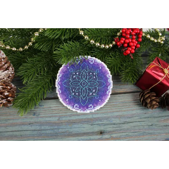 Cross stitch kit "Quiet evening" 9x9 cm SR-1102