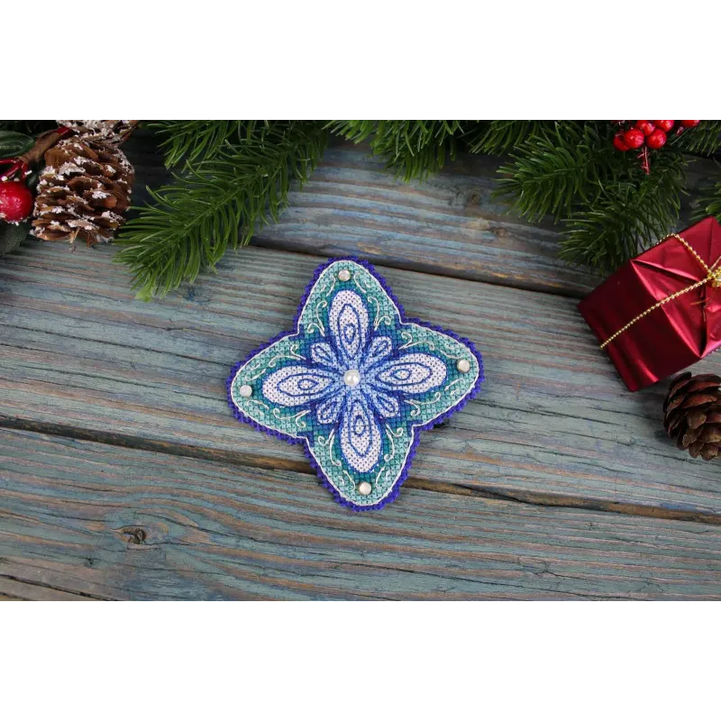 Kit de point de croix "Fleur givrée" 9x9 cm SR-1101