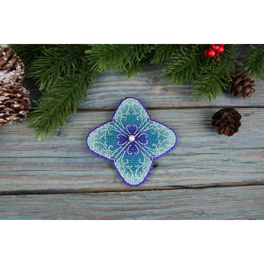 Cross stitch kit "Frosty Flower" 9x9 cm SR-1101 (S)