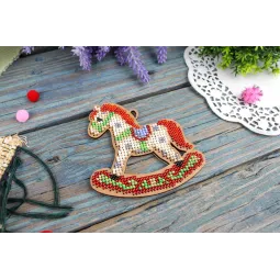 Cross-stich on wooden base "Little Light Horse" 8x8 cm SO-153