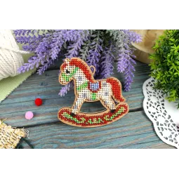 Cross-stich on wooden base "Little Light Horse" 8x8 cm SO-153