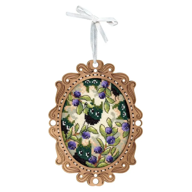 Вышивка крестом на деревянной основе "Миниатюра. Черничный лес" 14x10 см SO-143