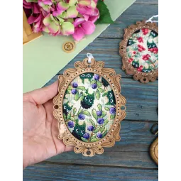 Kreuzstich auf Holzsockel "Miniatur. Blaubeerwald" 14x10 cm SO-143