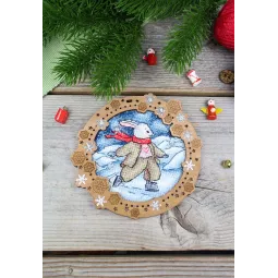 Cross-stich on wooden base "Miniature. On the river ice" 11x12 cm SO-134