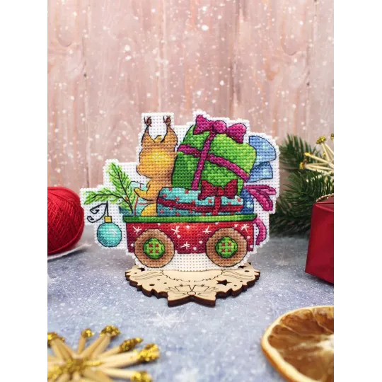 Kryželiu siuvinėjimo rinkinys "Išdykusi voverė" 9x12 cm SR-1138