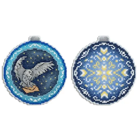 Набор для вышивания "Новогодний шар. Крылатый почтальон" 11x10 см SR-962