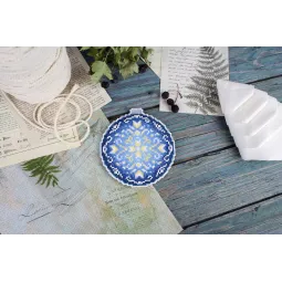 Набор для вышивания "Новогодний шар. Крылатый почтальон" 11x10 см SR-962