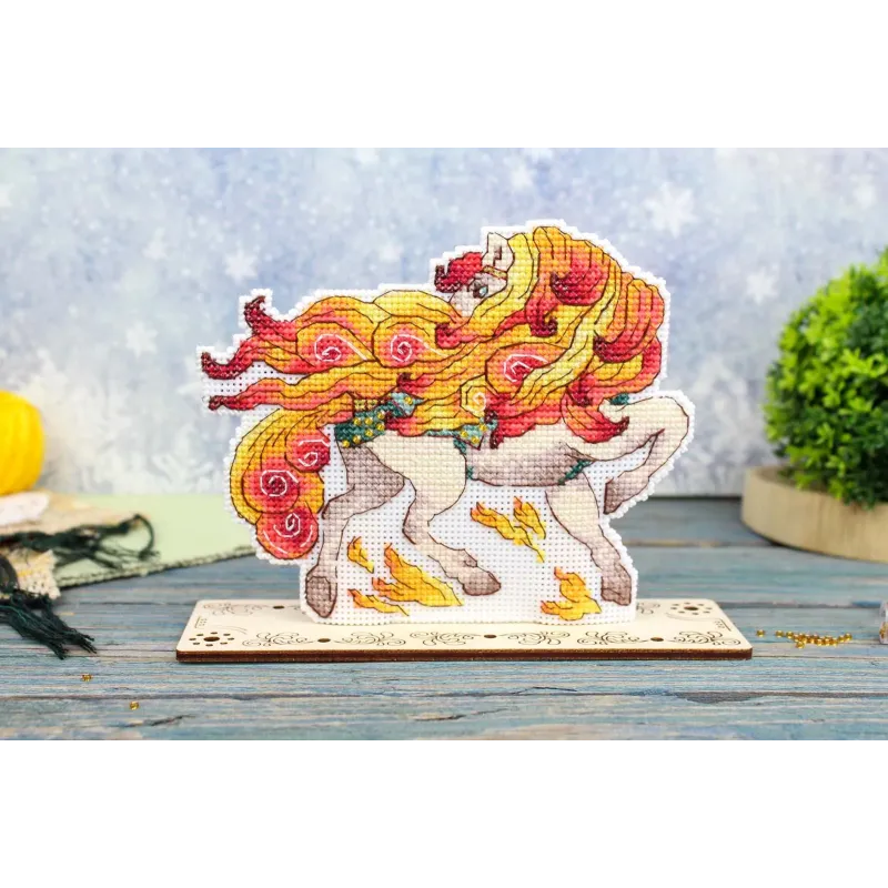 Kryželiu siuvinėjimo rinkinys "Ugninis arklys" 12x15 cm SR-1329