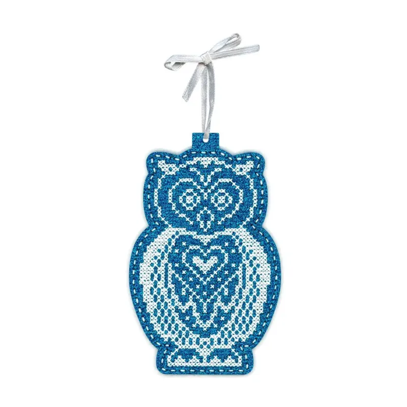 Kryželiu siuvinėjimo rinkinys "Naujametinis žaislas: Snieguota pelėda" 14x9 cm ST-1087