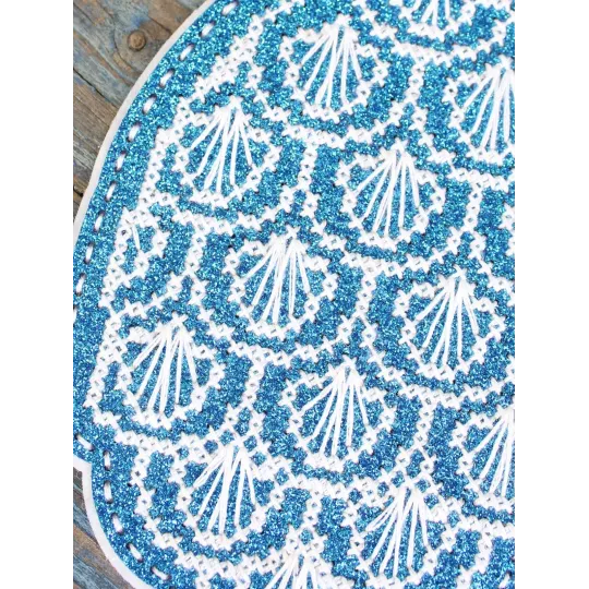 Набор для вышивания крестиком "Новогодняя игрушка: зимний шишка" 14x10 см ST-1086