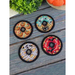 Kreuzstichset "Halloween Donuts. Pins. Magnets" 6x6 cm ST-1075