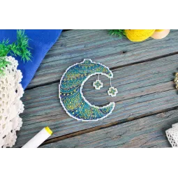 Набор для вышивания крестиком "Сказка Луны" 10x9 см SR-970