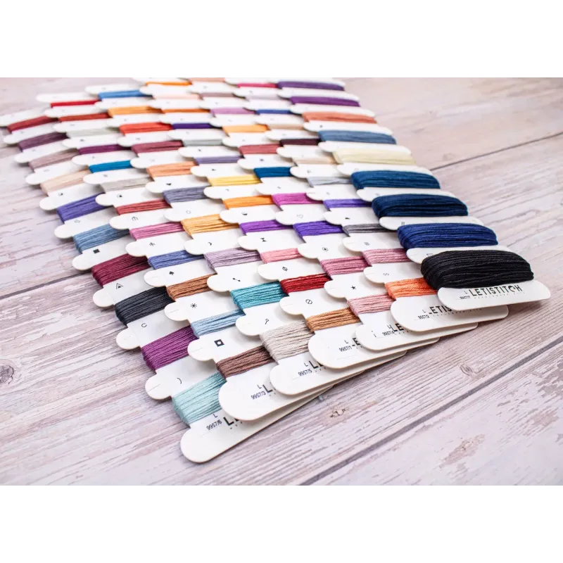 Kryželių siuvinėjimo rinkinys "Laukinės akys" 38 x 27 cm SLETIL9957