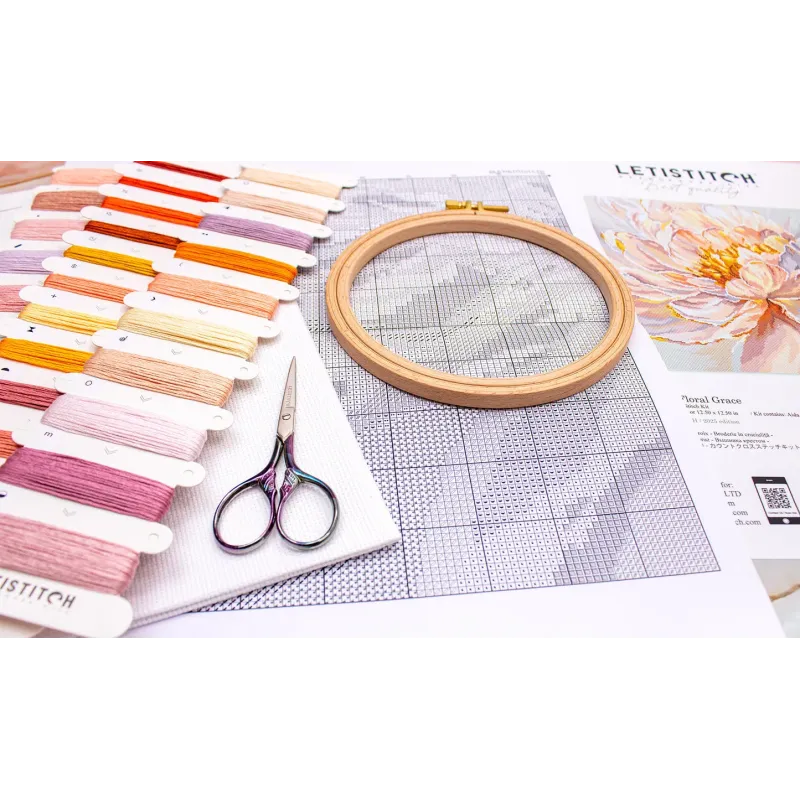 Cross stitch kit "Floral Grace" 32x32cm SLETIL9956