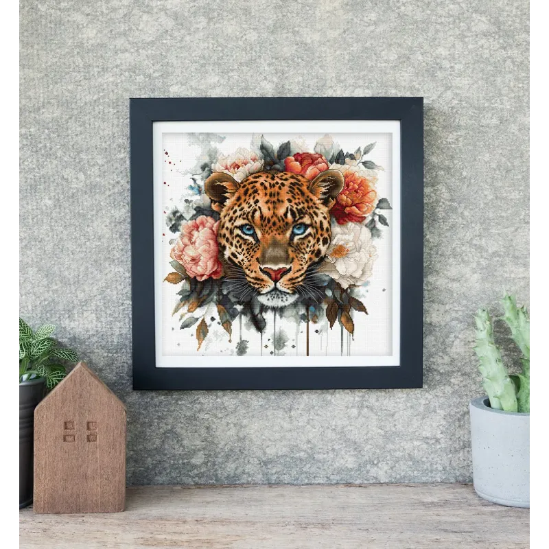 Набор для вышивания крестиком "Дикая красота" 36x35см SLETIL9954